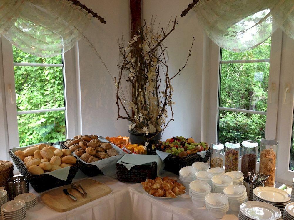 Hotel & Restaurant Zur Spreewaelderin Golßen Bagian luar foto