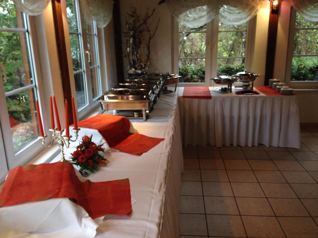 Hotel & Restaurant Zur Spreewaelderin Golßen Bagian luar foto