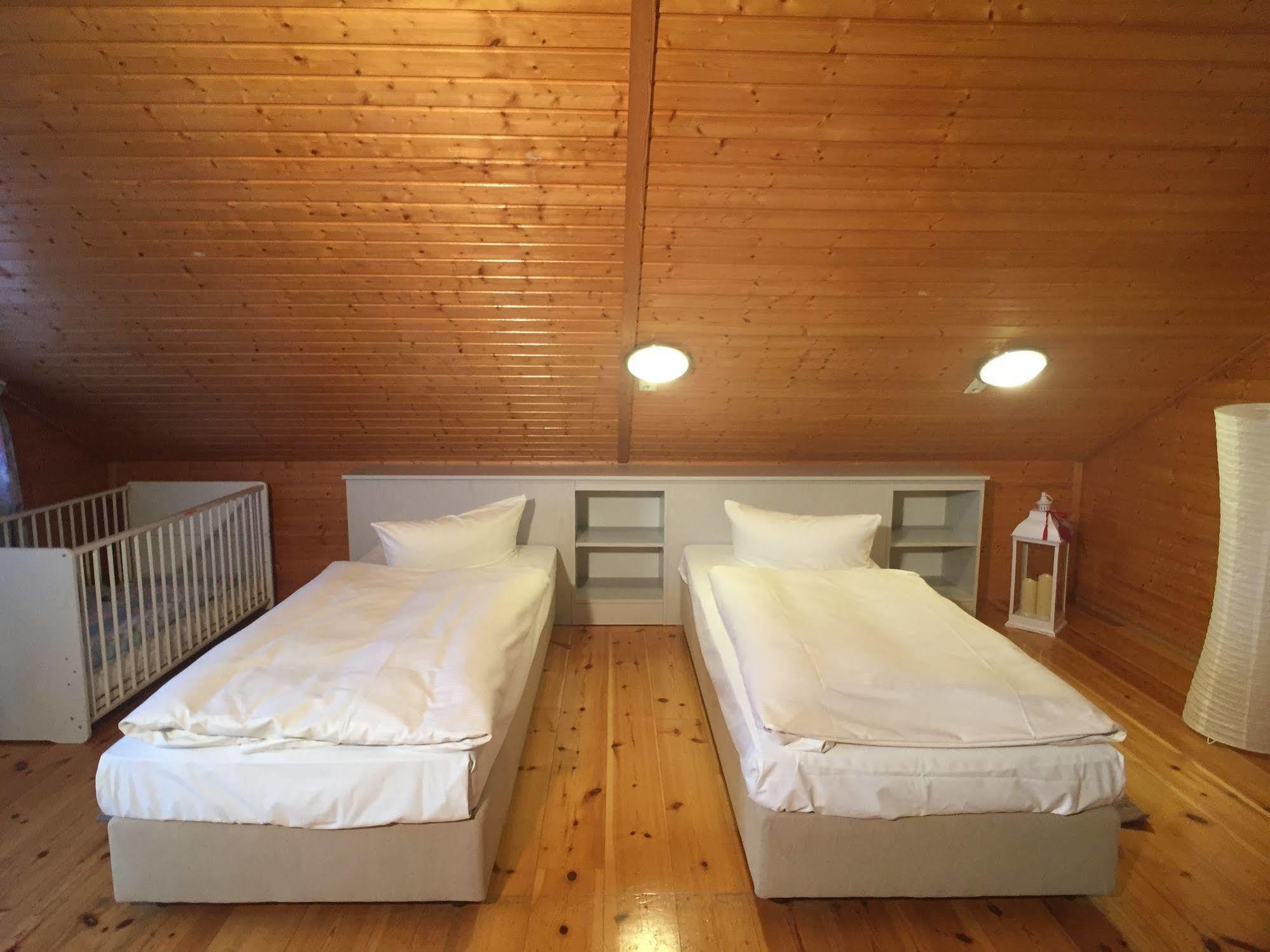 Hotel & Restaurant Zur Spreewaelderin Golßen Bagian luar foto